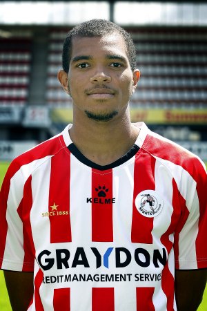 Darryl  Roberts