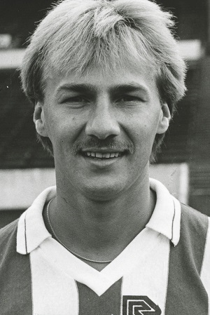 Ron  Stevens