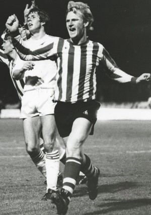 Claus  Larsen