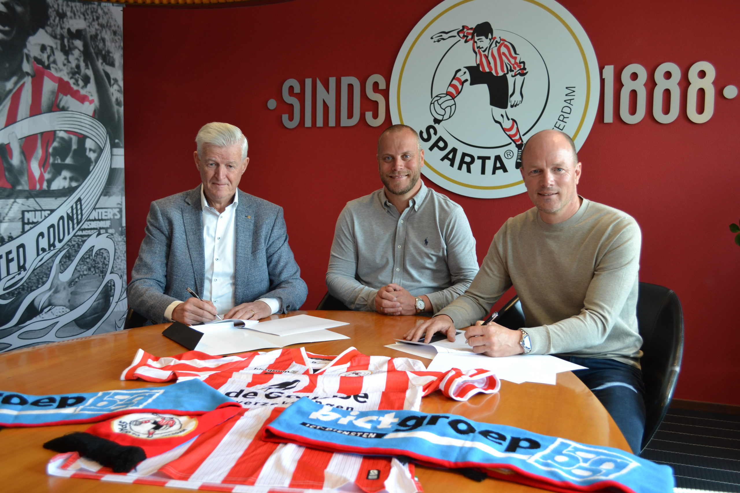 Sparta trainiert im BICT Group Stadium gegen Westlands Elftal - | Sparta ...