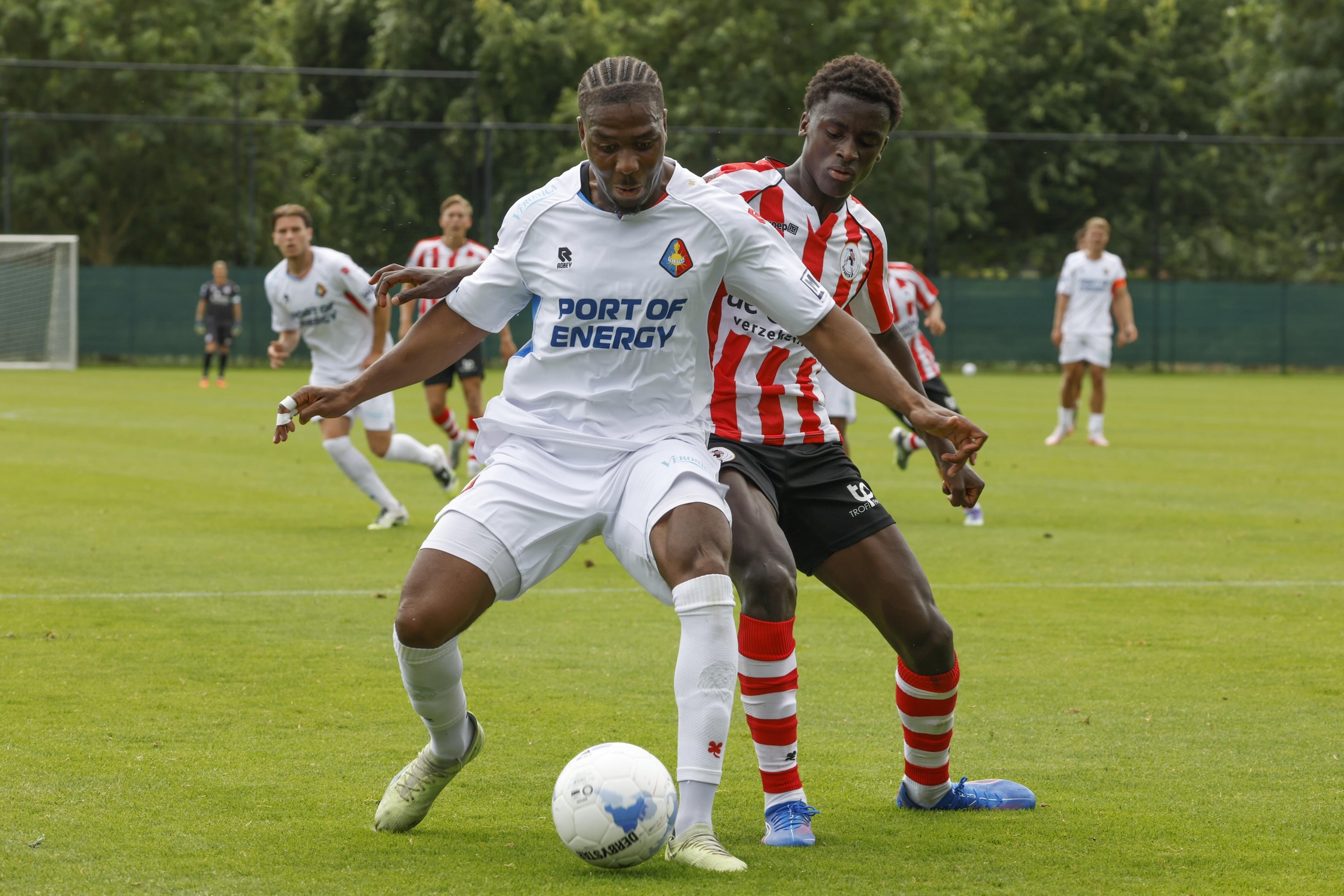 Ruime oefenzege voor Jong Sparta tegen Telstar